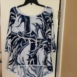 Frank-Lyman Design Scoop Neck Top Size 14 Blue and White